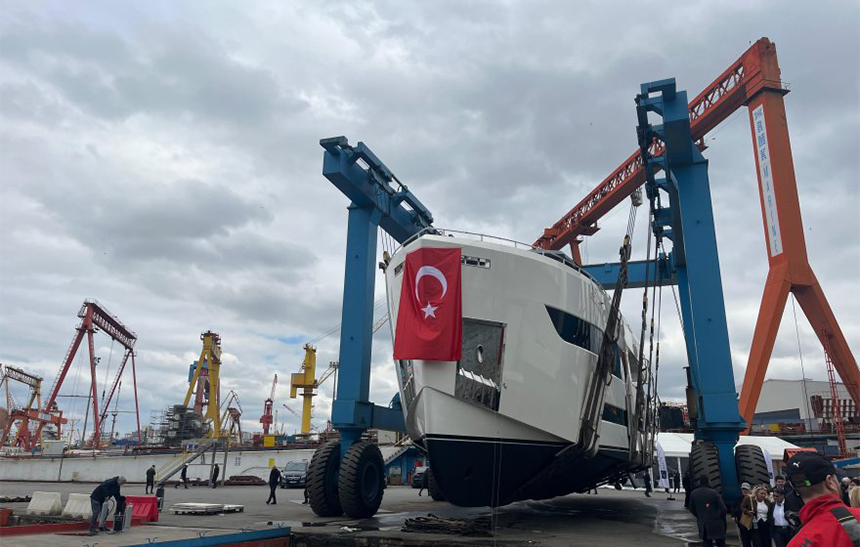 Begüm Yachting Launches Lady Luna with a Ceremony